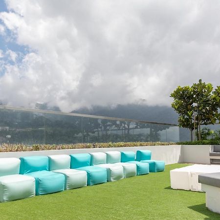 Double Story In The Sky - Genting Windmill Duplex Suite Dataran Tinggi Genting Bagian luar foto