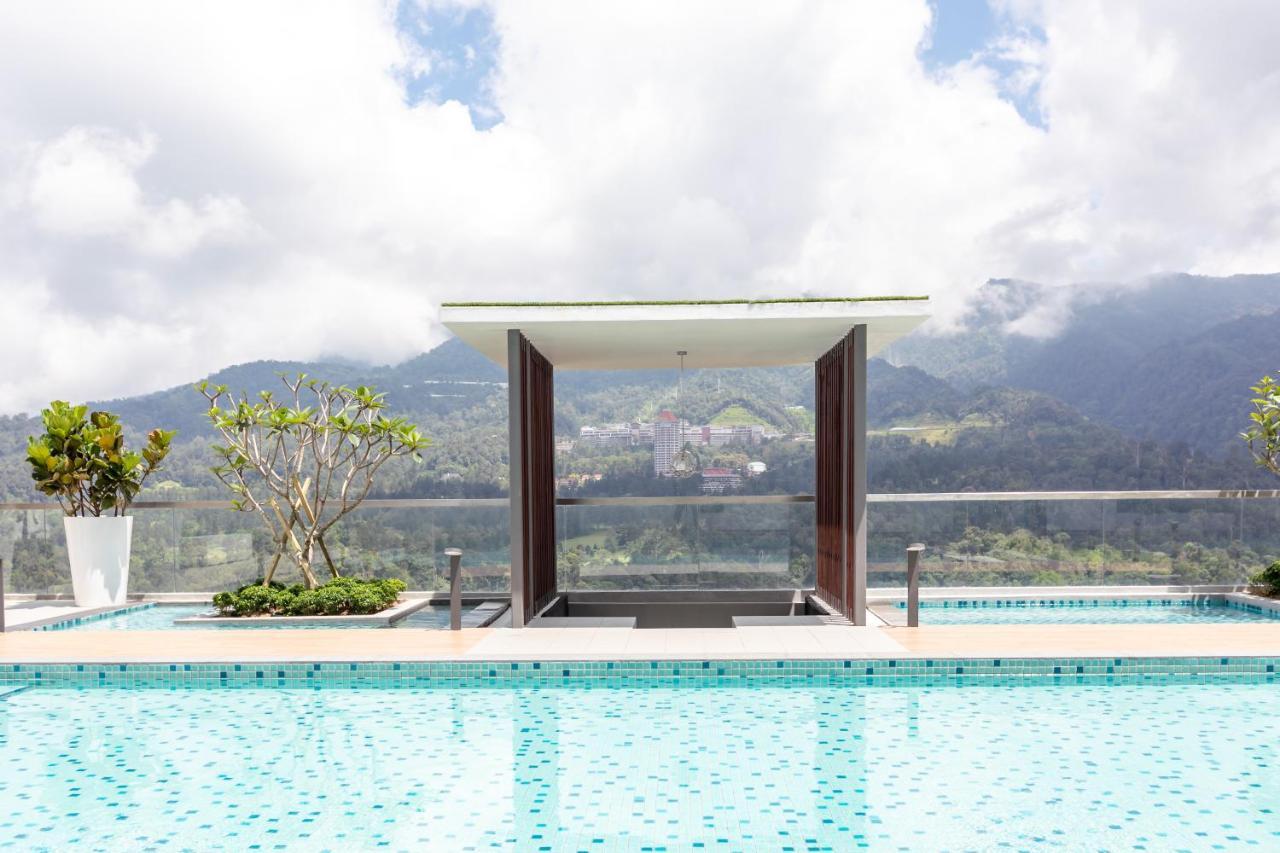 Double Story In The Sky - Genting Windmill Duplex Suite Dataran Tinggi Genting Bagian luar foto